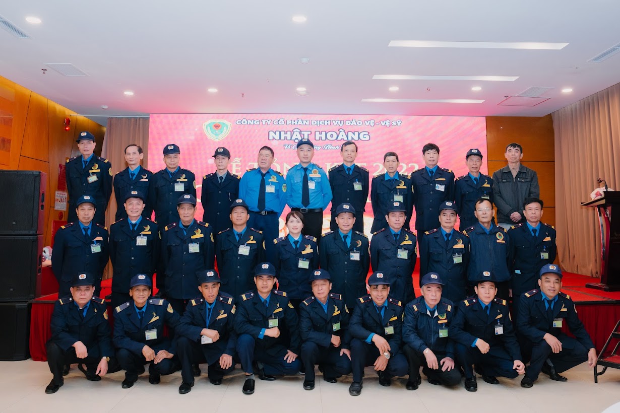 Vui văn nghệ Tất niên 2022 và phát động thi đua năm 2023