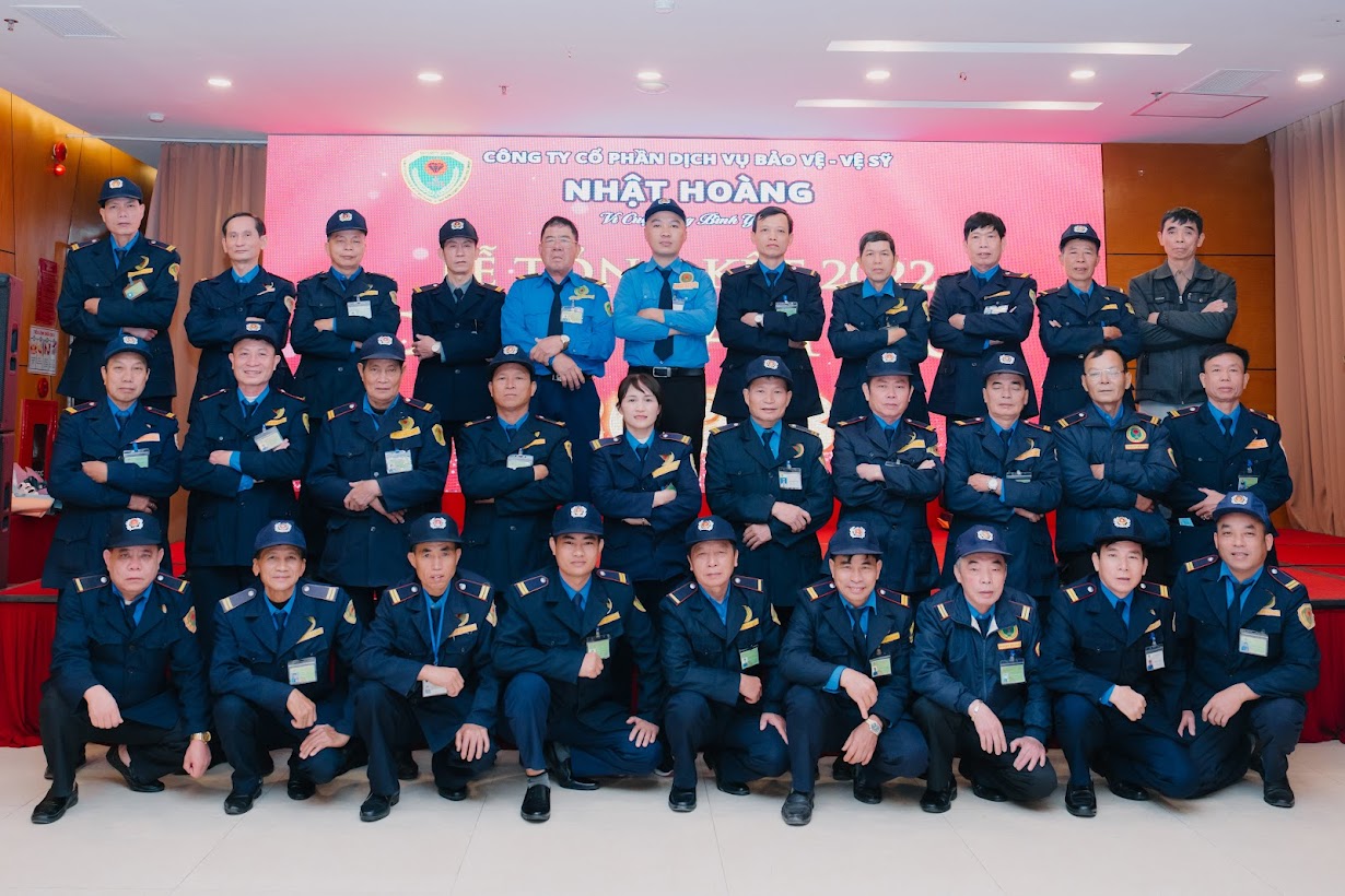 Vui văn nghệ Tất niên 2022 và phát động thi đua năm 2023