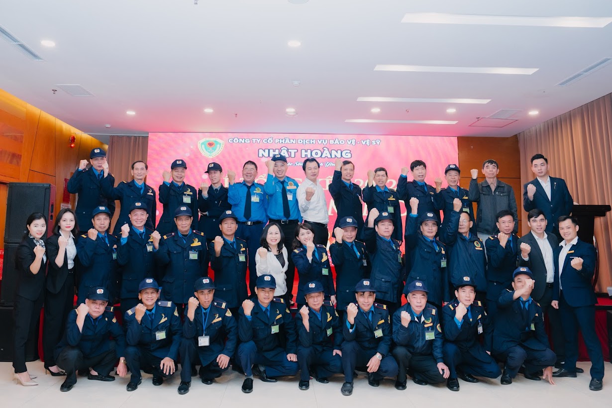 Vui văn nghệ Tất niên 2022 và phát động thi đua năm 2023