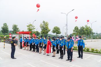 Đào tạo tác phong bảo vệ làm việc tại trung tâm thương mại