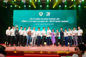 VINH DỰ ĐƯỢC BÁO NGHỆ AN ĐƯA TIN: NHẬT HOÀNG – 20 NĂM VỮNG BƯỚC VƯƠN XA